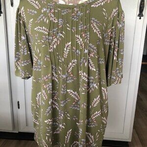 Green Leaf Pink White Top